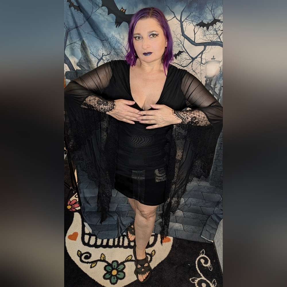 Belle Poque black mesh shirt with long, large, lace, witchy bell-draped sleeves - Picture 3 of 6